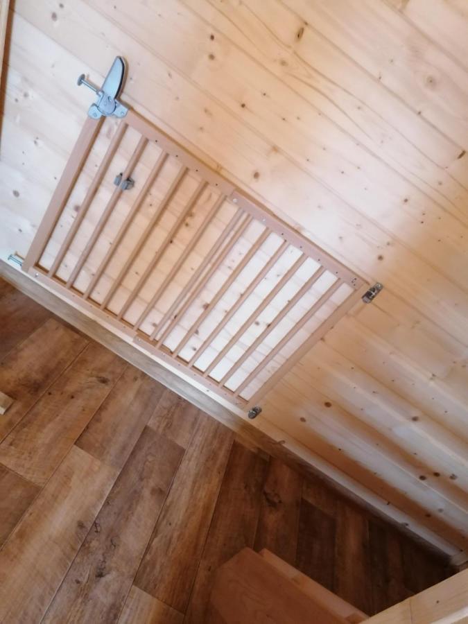Chata Baska Na Liptove S Vlastnym Dvorom Liptovsky Mikulas Exterior photo